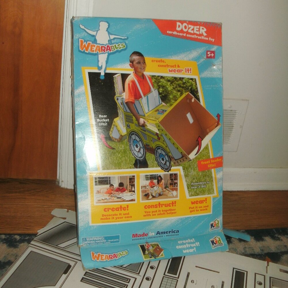 ~ 2012 The Wearables Dozer Kid Constructions Construct it & wear it Cardboard ~